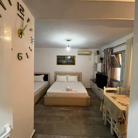 Almer's 1th Guest house
